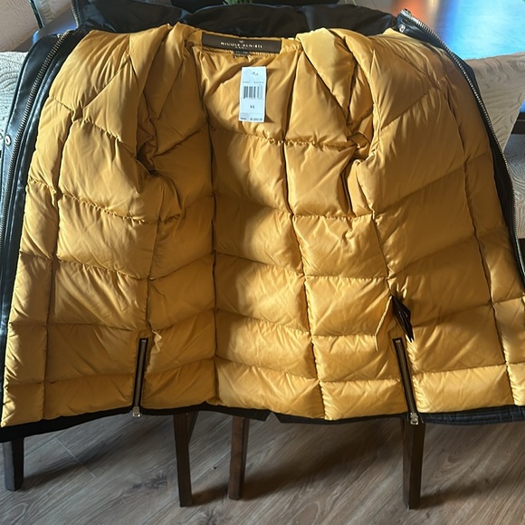 XS Nicole Benisti Chelsea Fur-Lined Hooded Down Jacket (too smalll -reposhed) - Picture 15 of 16